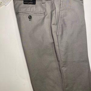 Banana Republic Aiden Chino Pants 31 x 32 New with Tags